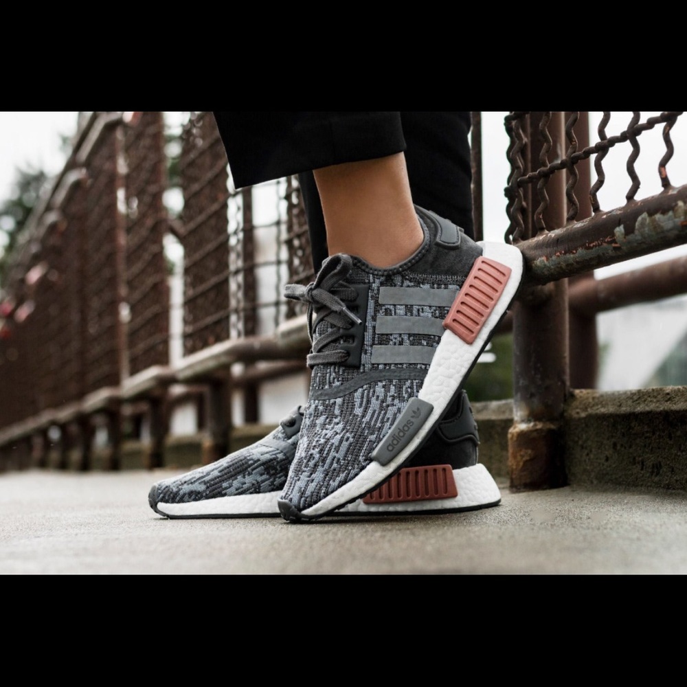 Addidas NMD R1 Heather Grey/Raw Pink size 8.5
